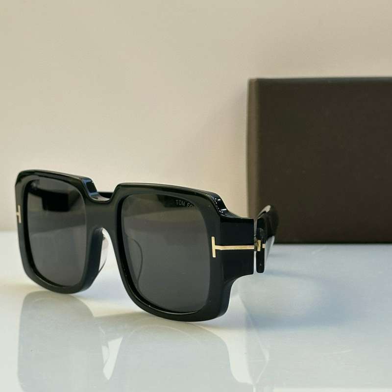 Picture of Tom Ford Sunglasses _SKUfw55560067fw